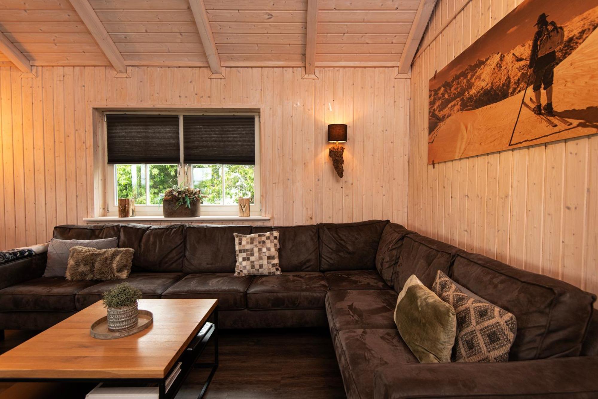 Kustelberg Lodges Medebach Exterior photo