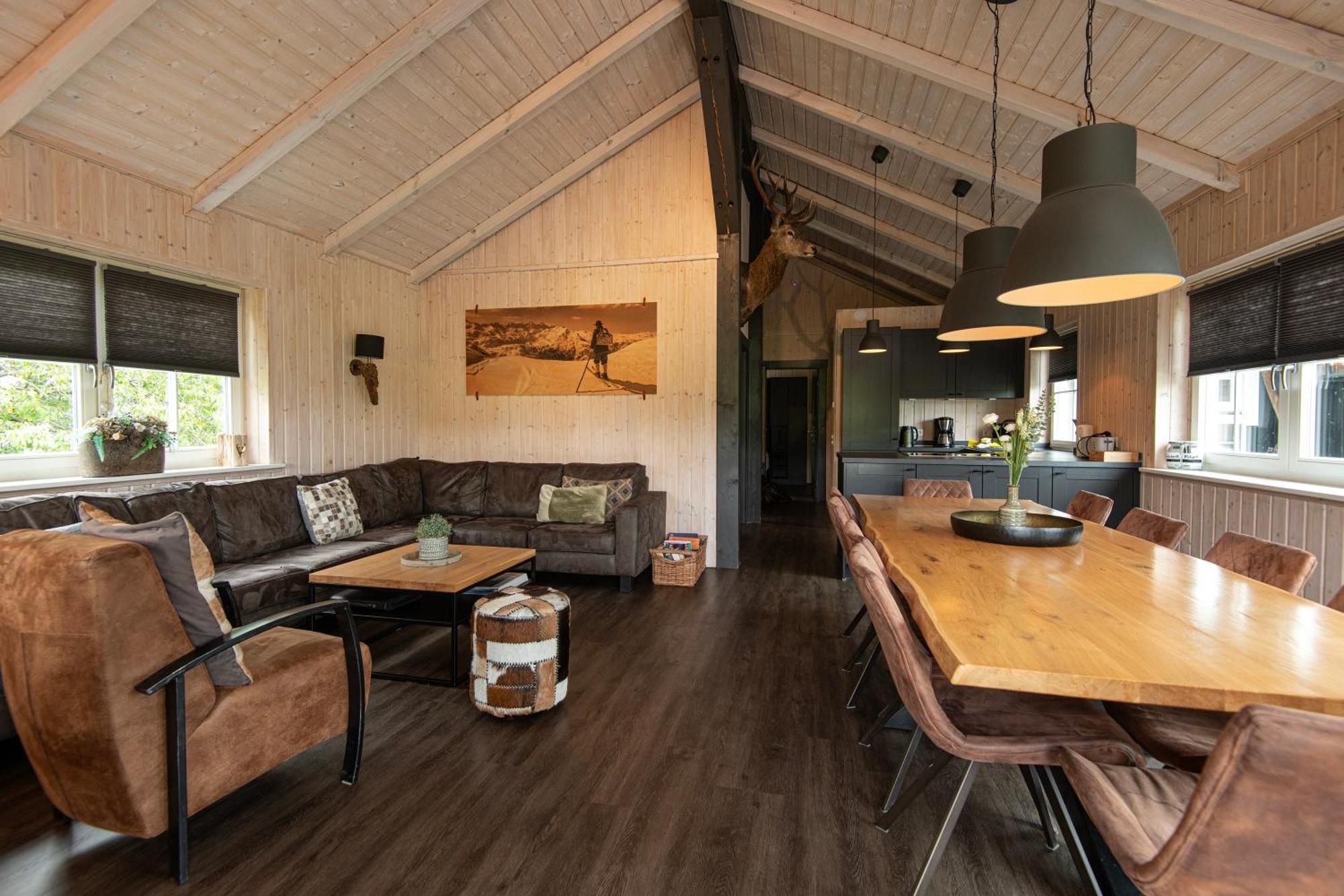 Kustelberg Lodges Medebach Exterior photo